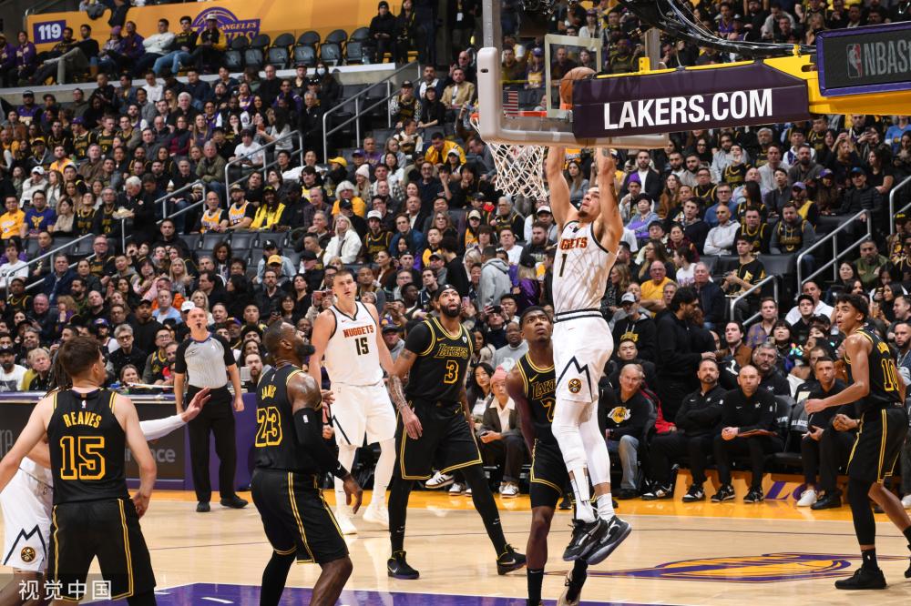 业内人士感 业内人士感